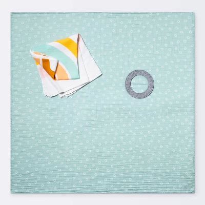 Muslin Blanket With Felt Frame Rainbow - Cloud Island™ 2 Muslin Blanket With Felt Frame Rainbow - Cloud Island™ - Image 2