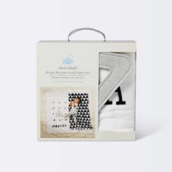 Muslin Blankets With Felt Frame Triangle - Cloud Island™ White/Black 5 Muslin Blankets With Felt Frame Triangle - Cloud Island™ White/Black -Cloud Island GUEST a698c80c 138e 4663 a0e2 5773a1fd7342